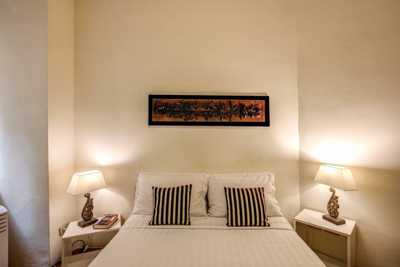 Colosseum Forum Apartment Рим Экстерьер фото