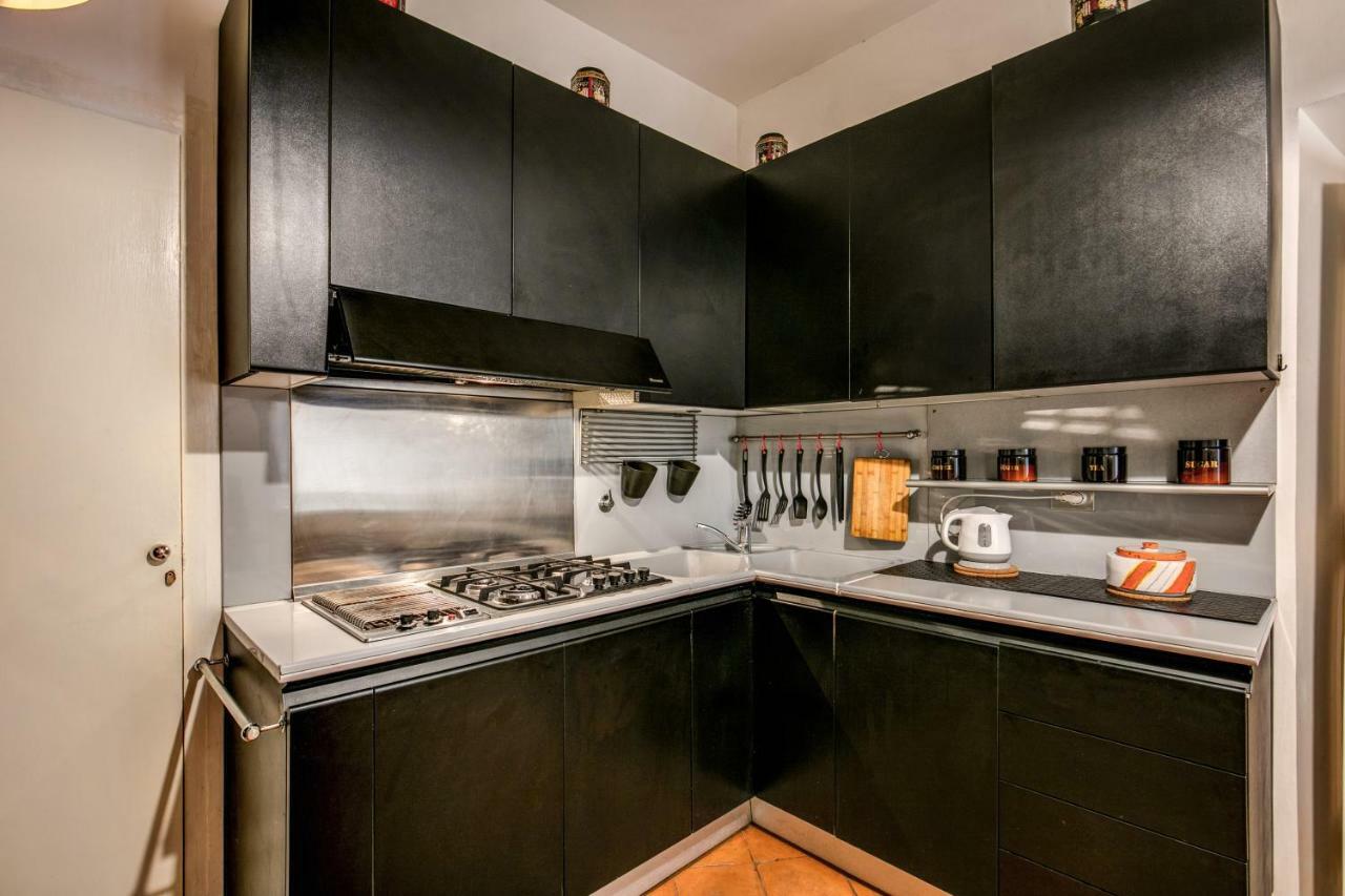 Colosseum Forum Apartment Рим Экстерьер фото