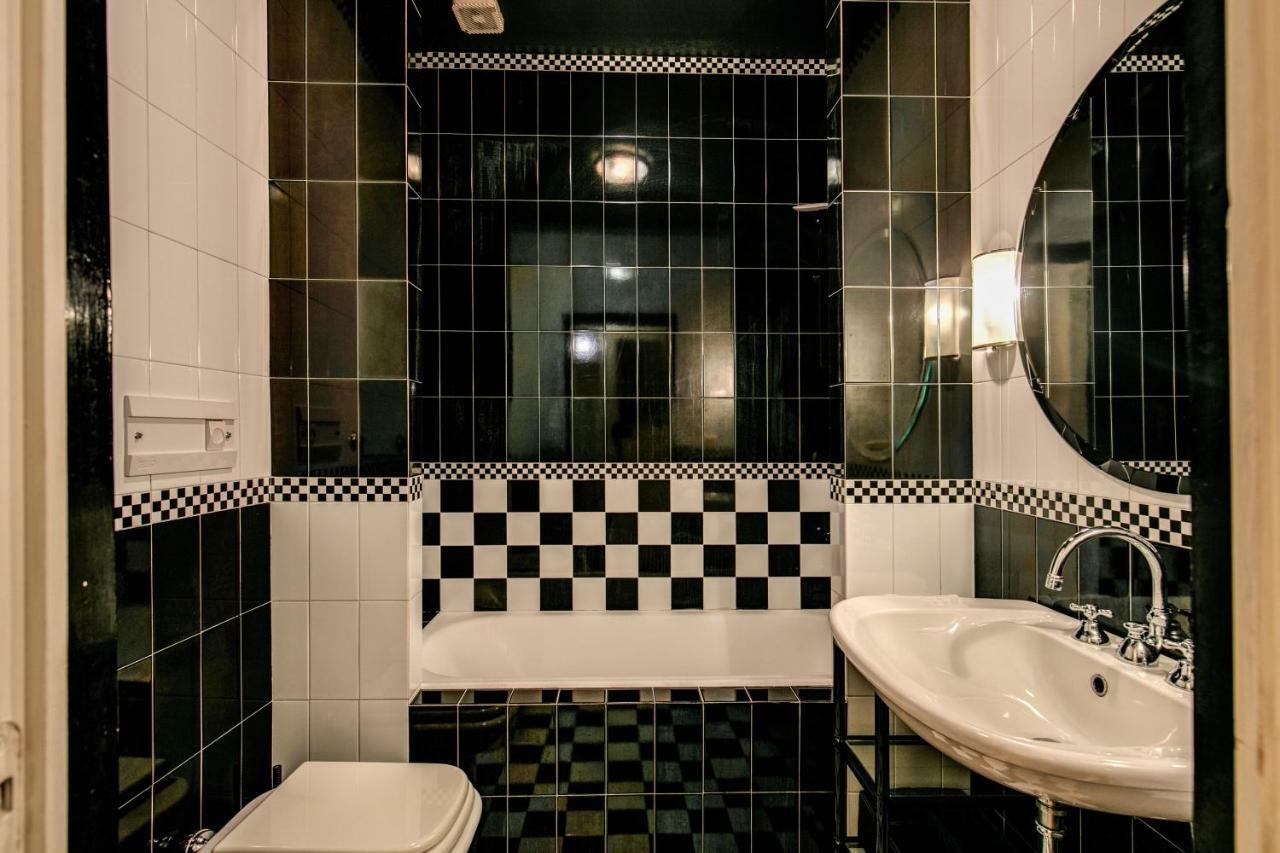 Colosseum Forum Apartment Рим Экстерьер фото