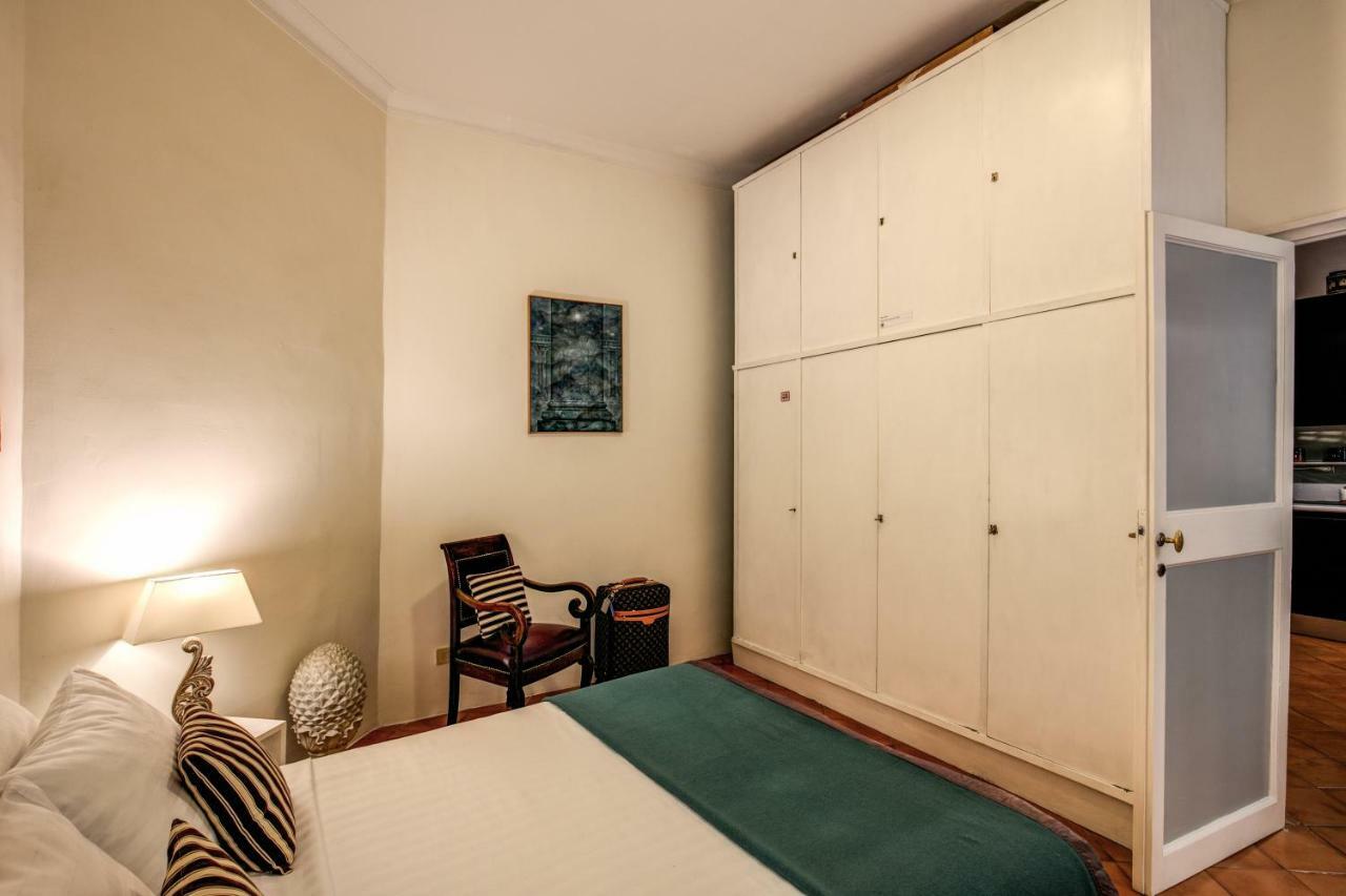 Colosseum Forum Apartment Рим Экстерьер фото