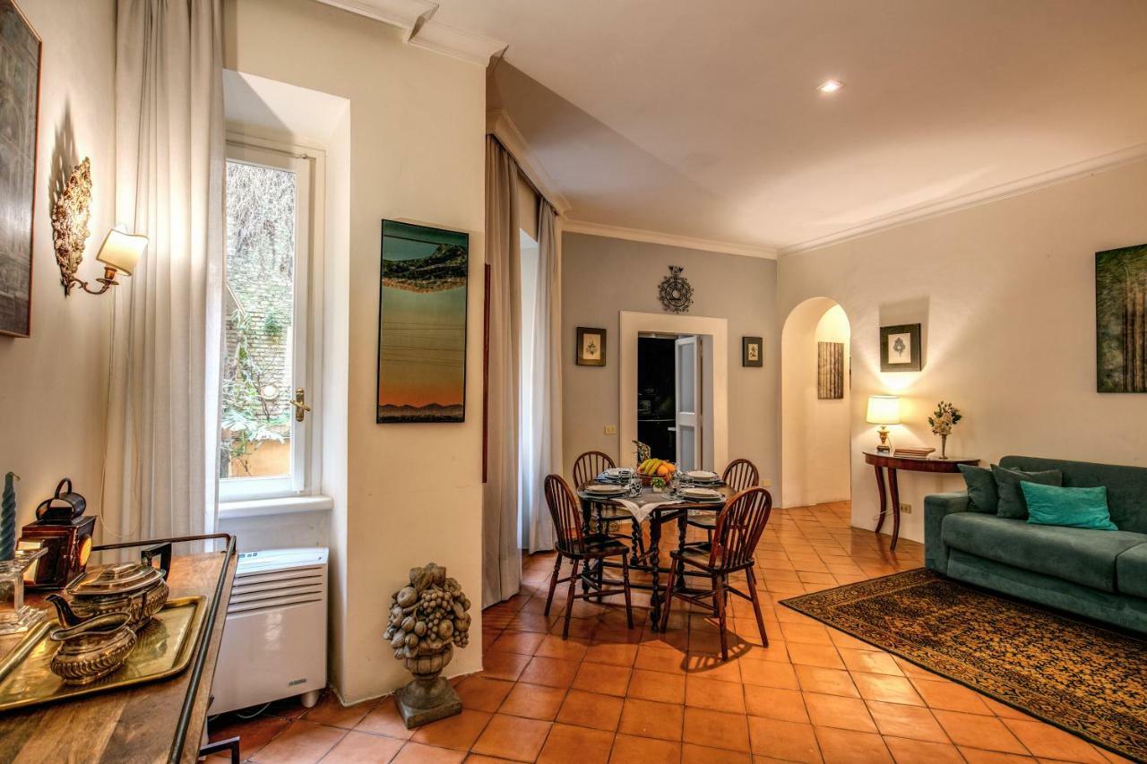 Colosseum Forum Apartment Рим Экстерьер фото