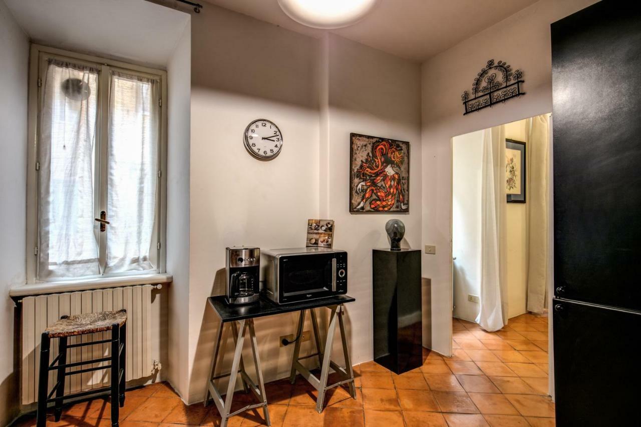 Colosseum Forum Apartment Рим Экстерьер фото